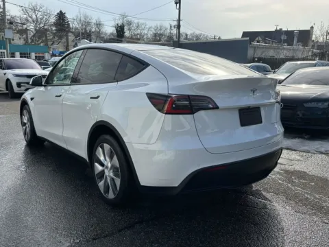 More photos of 2021 Tesla Model Y Long Range (White Interior) at Certified Luxury Motors - Great Neck, NY