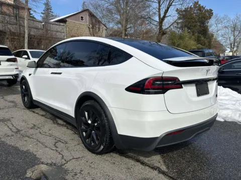 More photos of 2022 Tesla Model X Plaid at Certified Luxury Motors - Great Neck, NY