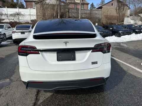More photos of 2022 Tesla Model X Plaid at Certified Luxury Motors - Great Neck, NY
