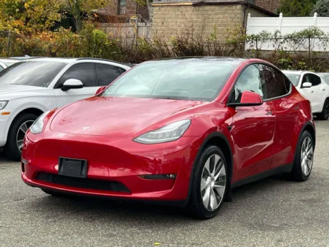 Another view of 2021 Tesla Model Y Long Range (7 Seater) for sale in Great Neck, NY at Certified Luxury Motors - Great Neck