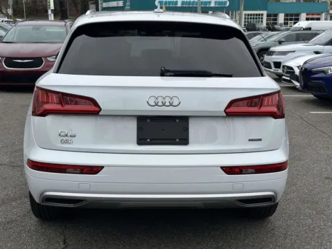 More photos of 2019 Audi Q5 Premium at Certified Luxury Motors - Great Neck, NY
