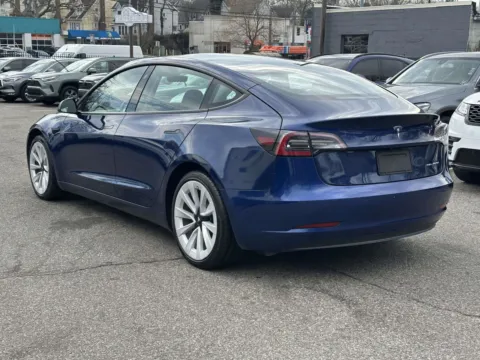 More photos of 2022 Tesla Model 3 Long Range at Certified Luxury Motors - Great Neck, NY