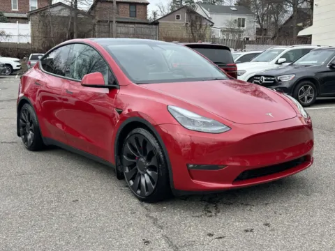 Red 2022 Tesla Model Y Performance (Only 16k Miles!) for sale in Great Neck, NY