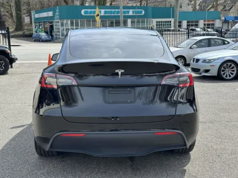 More photos of 2021 Tesla Model Y Long Range at Certified Luxury Motors - Great Neck, NY