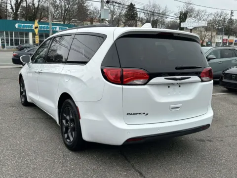 Another view of 2018 Chrysler Pacifica Touring L for sale in Great Neck, NY at Certified Luxury Motors - Great Neck