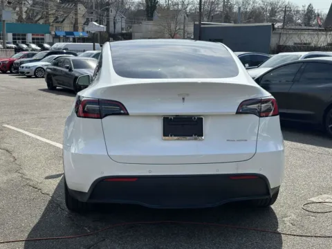 More photos of 2021 Tesla Model Y Long Range (White Interior) at Certified Luxury Motors - Great Neck, NY