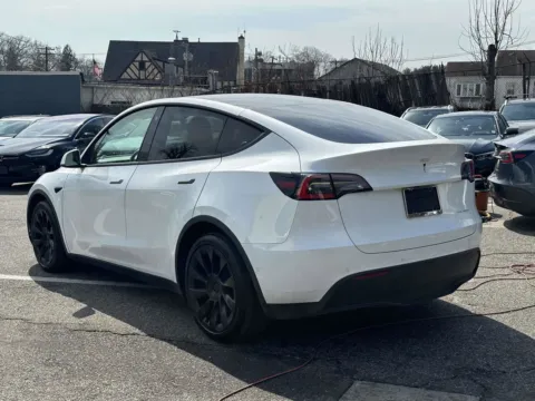 More photos of 2021 Tesla Model Y Long Range (White Interior) at Certified Luxury Motors - Great Neck, NY