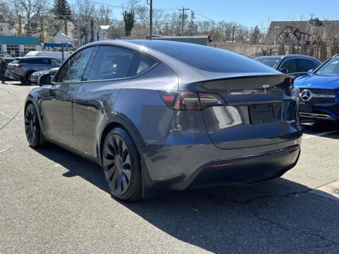 More photos of 2021 Tesla Model Y Performance (White Interior) at Certified Luxury Motors - Great Neck, NY