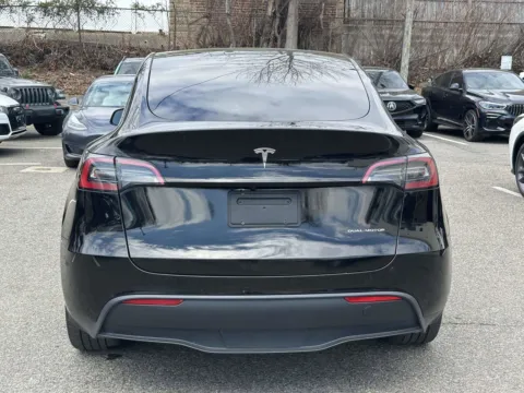 More photos of 2023 Tesla Model Y Long Range at Certified Luxury Motors - Great Neck, NY