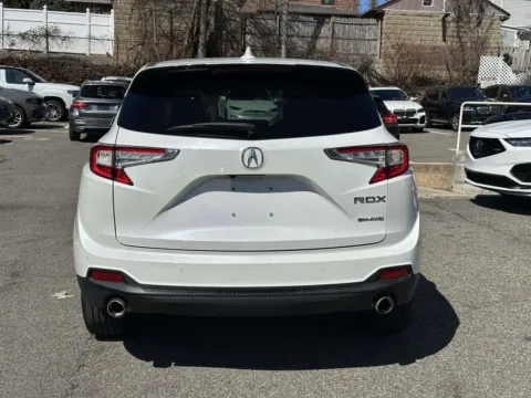 More photos of 2020 Acura RDX w/Technology Pkg at Certified Luxury Motors - Great Neck, NY