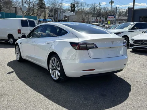 More photos of 2018 Tesla Model 3 Long Range Battery at Certified Luxury Motors - Great Neck, NY