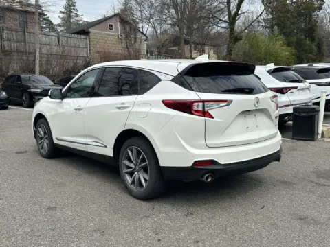 More photos of 2019 Acura RDX w/Technology Pkg at Certified Luxury Motors - Great Neck, NY