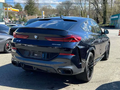 More photos of 2022 BMW X6 xDrive40i at Certified Luxury Motors - Great Neck, NY