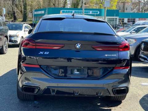 More photos of 2022 BMW X6 xDrive40i at Certified Luxury Motors - Great Neck, NY