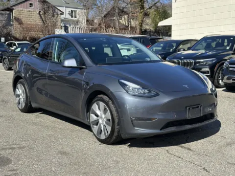 Gray 2022 Tesla Model Y Long Range for sale in Great Neck, NY