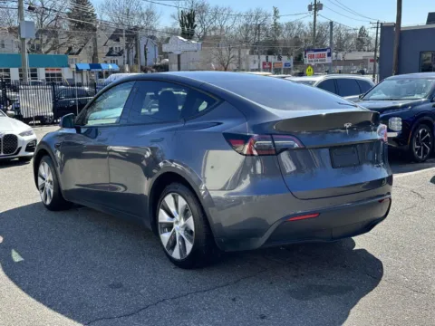 More photos of 2022 Tesla Model Y Long Range at Certified Luxury Motors - Great Neck, NY
