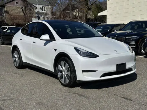 White 2023 Tesla Model Y Long Range for sale in Great Neck, NY