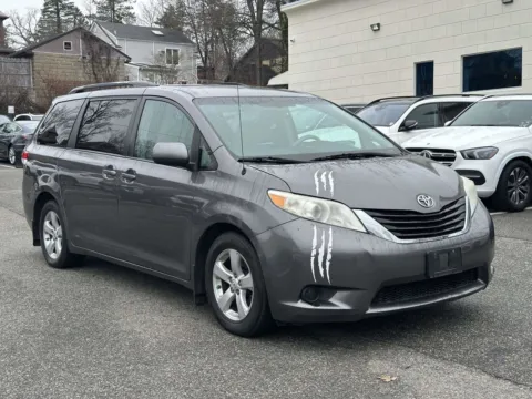 Gray 2011 Toyota Sienna LE AAS for sale in Great Neck, NY