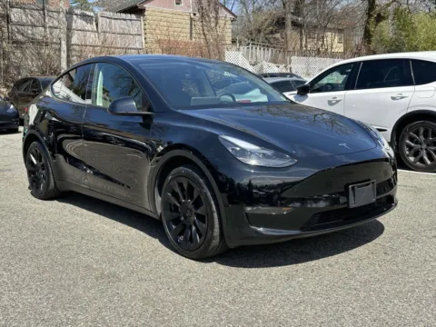 Black 2023 Tesla Model Y Long Range for sale in Great Neck, NY