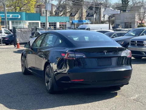 More photos of 2021 Tesla Model 3 Standard Range Plus at Certified Luxury Motors - Great Neck, NY