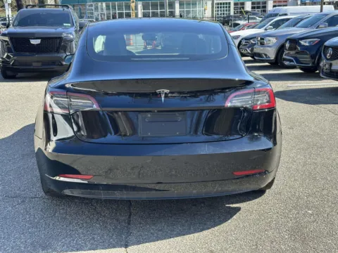 More photos of 2021 Tesla Model 3 Standard Range Plus at Certified Luxury Motors - Great Neck, NY
