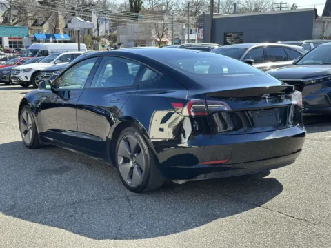 More photos of 2021 Tesla Model 3 Standard Range Plus at Certified Luxury Motors - Great Neck, NY