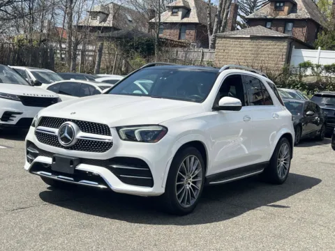 Another view of 2022 Mercedes-Benz GLE 350 for sale in Great Neck, NY at Certified Luxury Motors - Great Neck