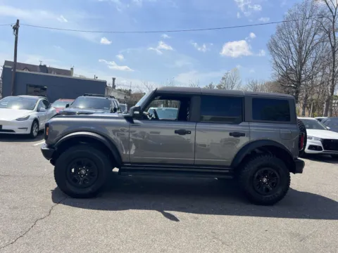 More photos of 2022 Ford Bronco Wildtrak at Certified Luxury Motors - Great Neck, NY