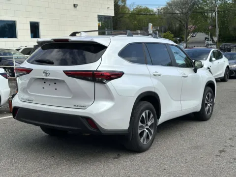 Another view of 2023 Toyota Highlander XLE (Bench Seats) for sale in Great Neck, NY at Certified Luxury Motors - Great Neck