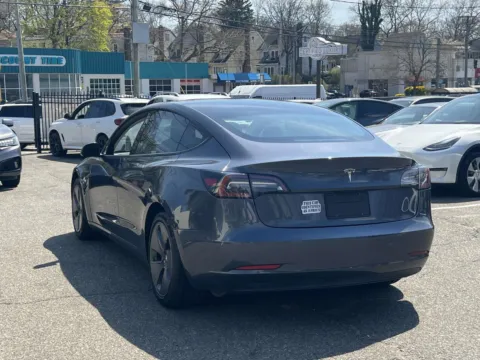 More photos of 2021 Tesla Model 3 Standard Range Plus at Certified Luxury Motors - Great Neck, NY