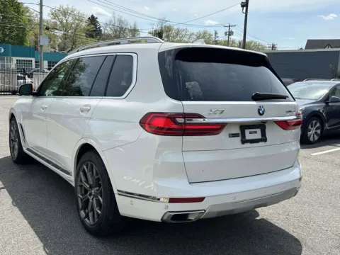 More photos of 2019 BMW X7 xDrive40i at Certified Luxury Motors - Great Neck, NY