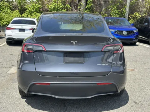 More photos of 2022 Tesla Model Y Long Range at Certified Luxury Motors - Great Neck, NY
