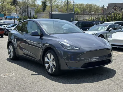 Gray 2022 Tesla Model Y Long Range for sale in Great Neck, NY