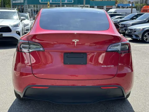 More photos of 2020 Tesla Model Y Long Range at Certified Luxury Motors - Great Neck, NY