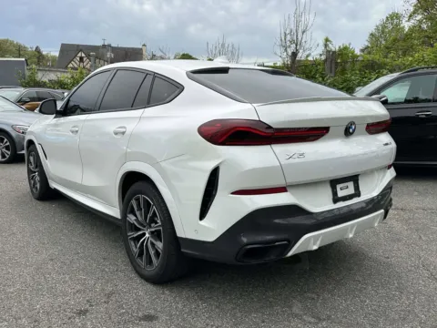 More photos of 2022 BMW X6 xDrive40i M-Sport (Red Interior) at Certified Luxury Motors - Great Neck, NY