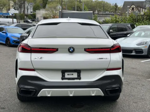 More photos of 2022 BMW X6 xDrive40i M-Sport (Red Interior) at Certified Luxury Motors - Great Neck, NY