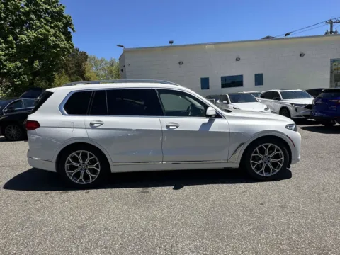 Photos of 2019 BMW X7 xDrive40i for sale in Great Neck, NY at Certified Luxury Motors - Great Neck