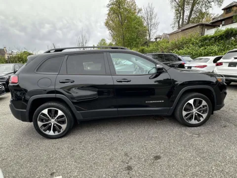 Photos of 2022 Jeep Cherokee Limited for sale in Great Neck, NY at Certified Luxury Motors - Great Neck
