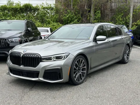 More photos of 2022 BMW 7 Series 750i xDrive M-Sport at Certified Luxury Motors - Great Neck, NY