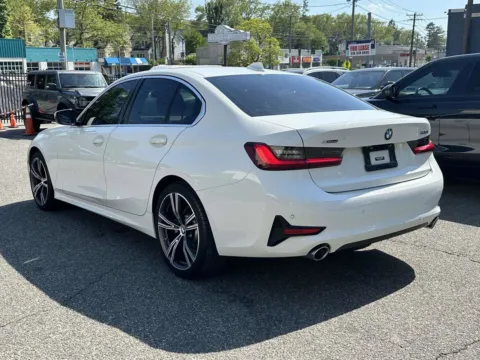More photos of 2022 BMW 3 Series 330i xDrive at Certified Luxury Motors - Great Neck, NY