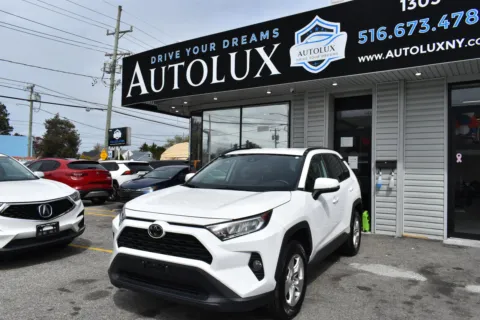 Used 2021 Toyota RAV4 XLE Premium for sale in Great Neck, NY at