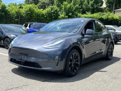 Photos of 2020 Tesla Model Y Long Range for sale in Great Neck, NY at Certified Luxury Motors - Great Neck