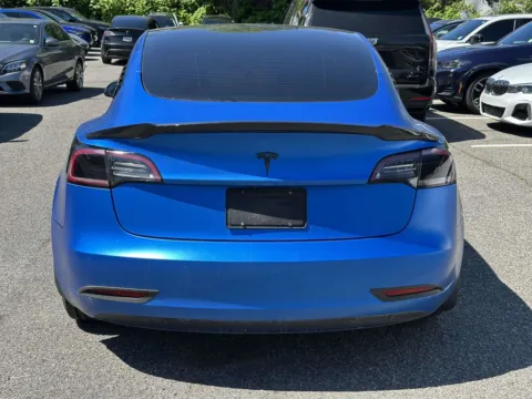 More photos of 2021 Tesla Model 3 Standard Range Plus at Certified Luxury Motors - Great Neck, NY