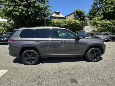 Photos of 2023 Jeep Grand Cherokee L Altitude for sale in Great Neck, NY at Certified Luxury Motors - Great Neck