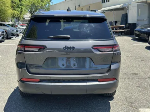 More photos of 2023 Jeep Grand Cherokee L Altitude at Certified Luxury Motors - Great Neck, NY