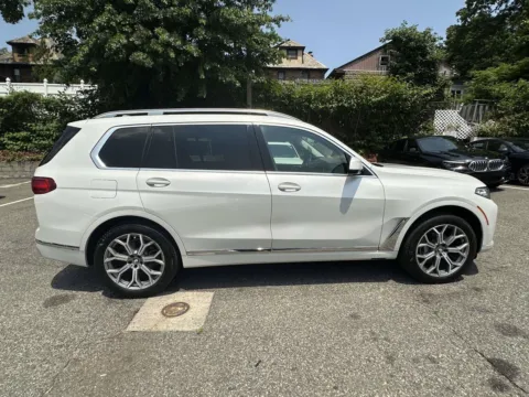 Photos of 2020 BMW X7 xDrive40i for sale in Great Neck, NY at Certified Luxury Motors - Great Neck