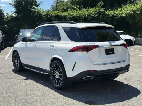 More photos of 2022 Mercedes-Benz GLE 350 AMG PKG at Certified Luxury Motors - Great Neck, NY