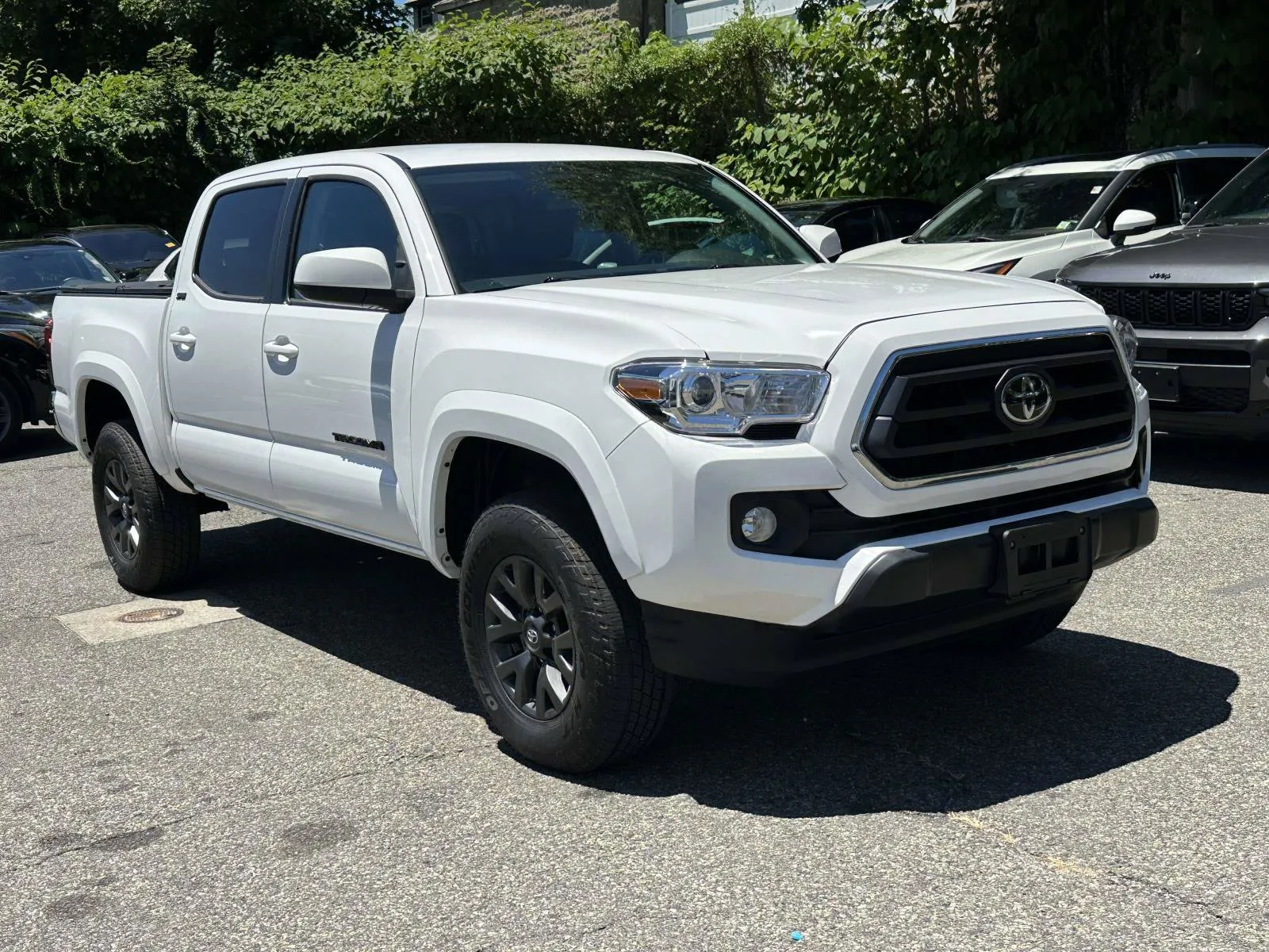 White 2023 Toyota Tacoma SR5 for sale in Great Neck, NY