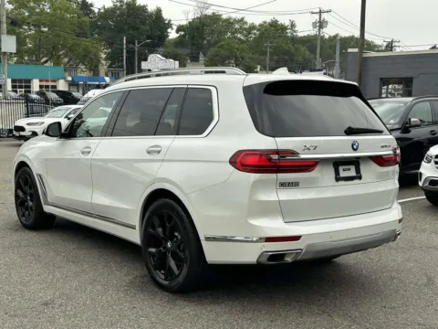 More photos of 2019 BMW X7 xDrive40i at Certified Luxury Motors - Great Neck, NY