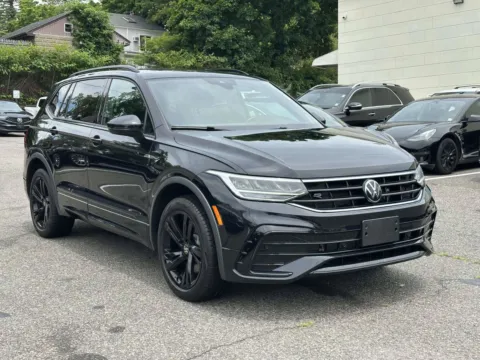 Black 2024 Volkswagen Tiguan SE R-Line Black for sale in Great Neck, NY